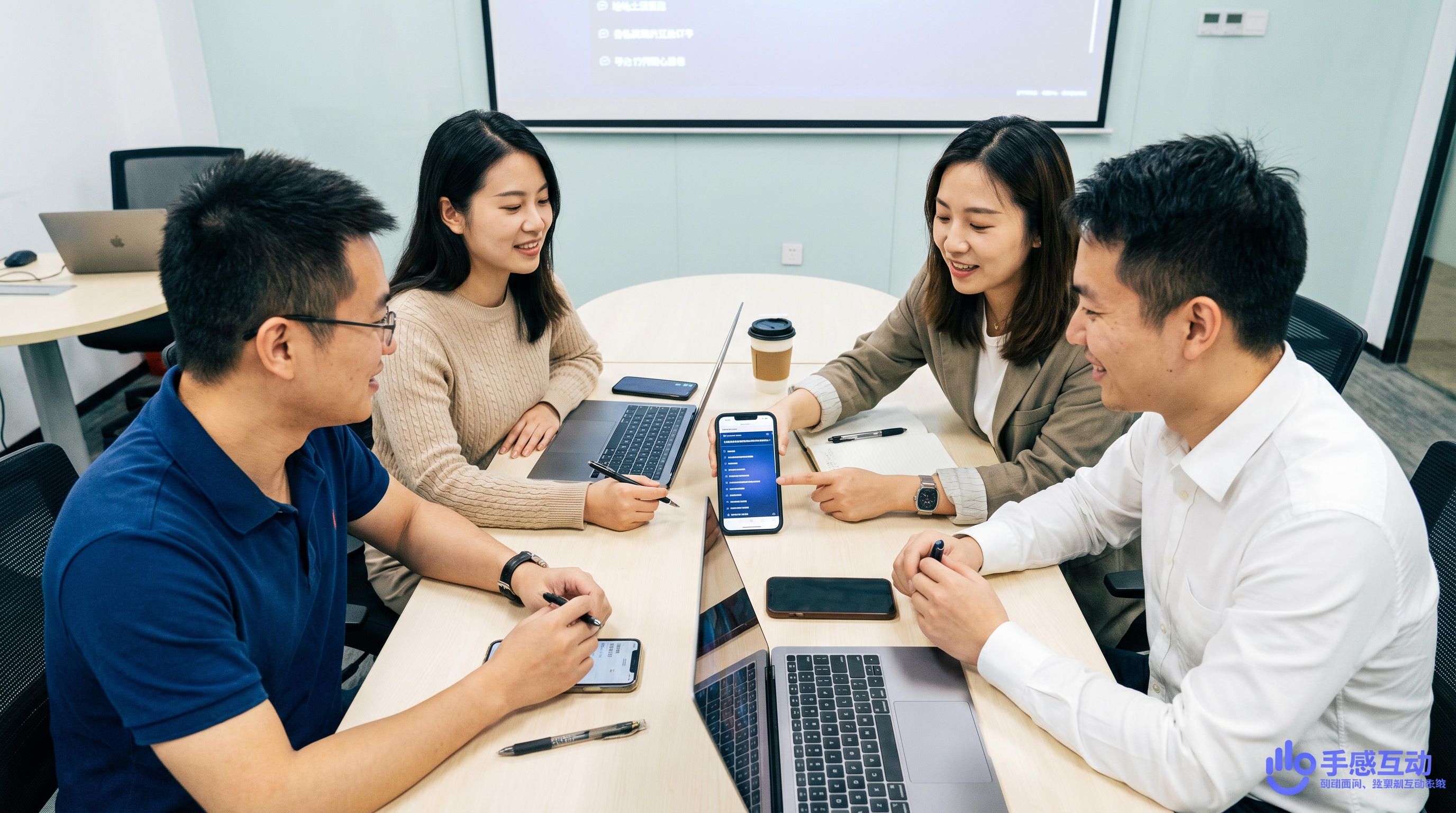 开放话题功能大屏展示：讨论墙实时滚动呈现所有人提交的观点